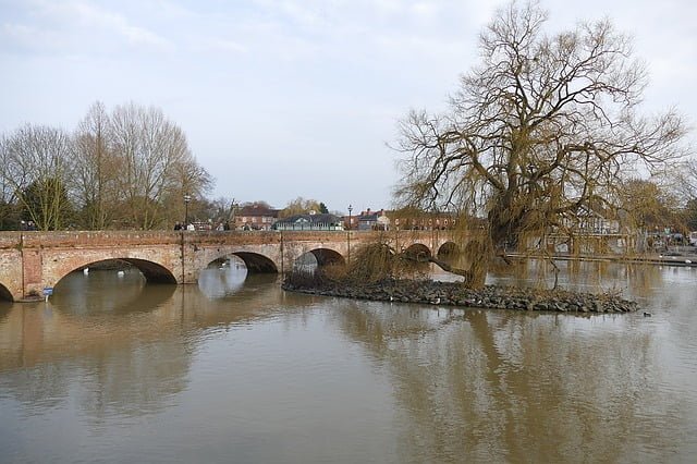 Stratford-upon-Avon bridge views